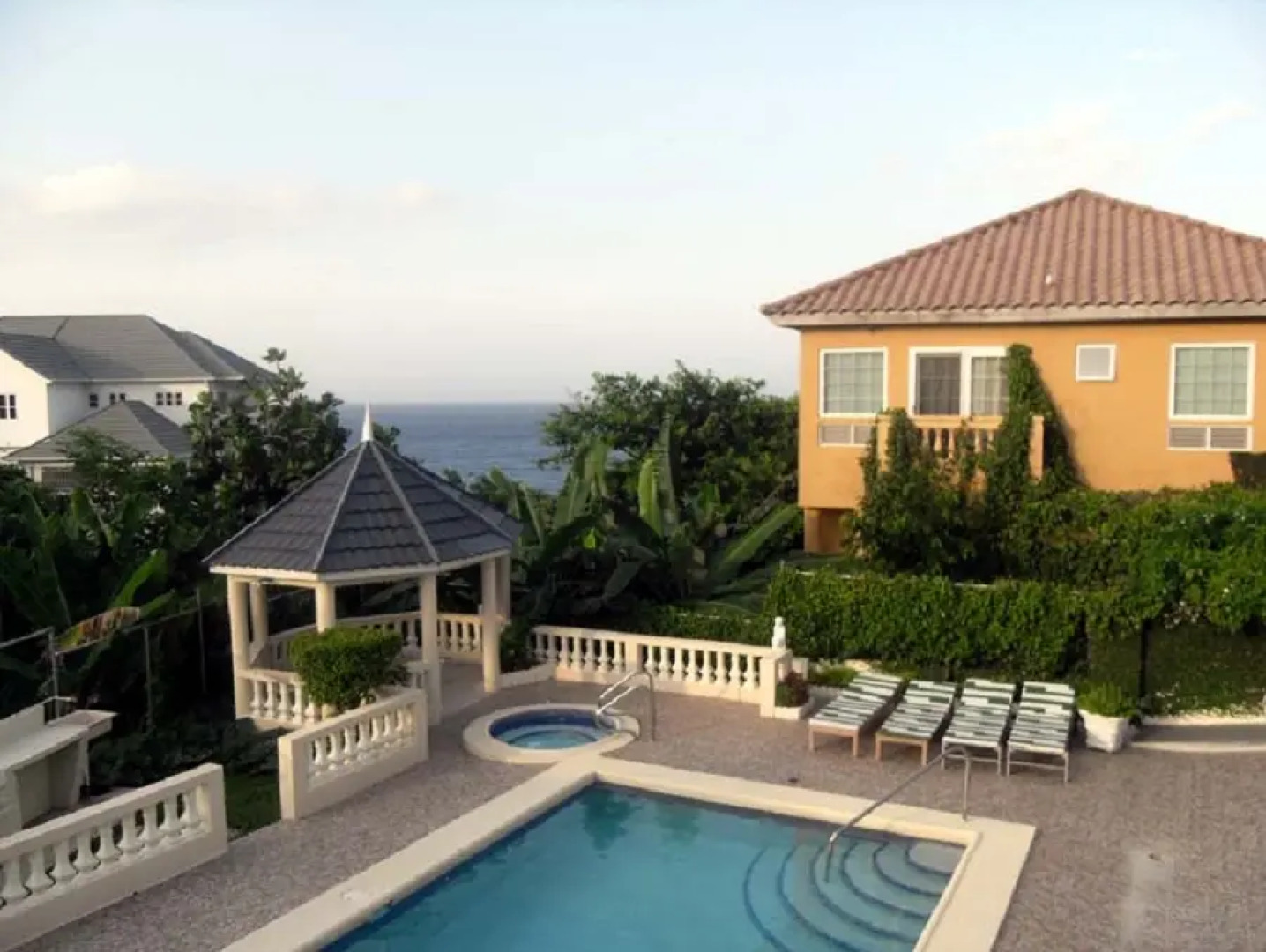 5 Br Seaview Villa with Pool - Ocho Rios - PRJ 1255