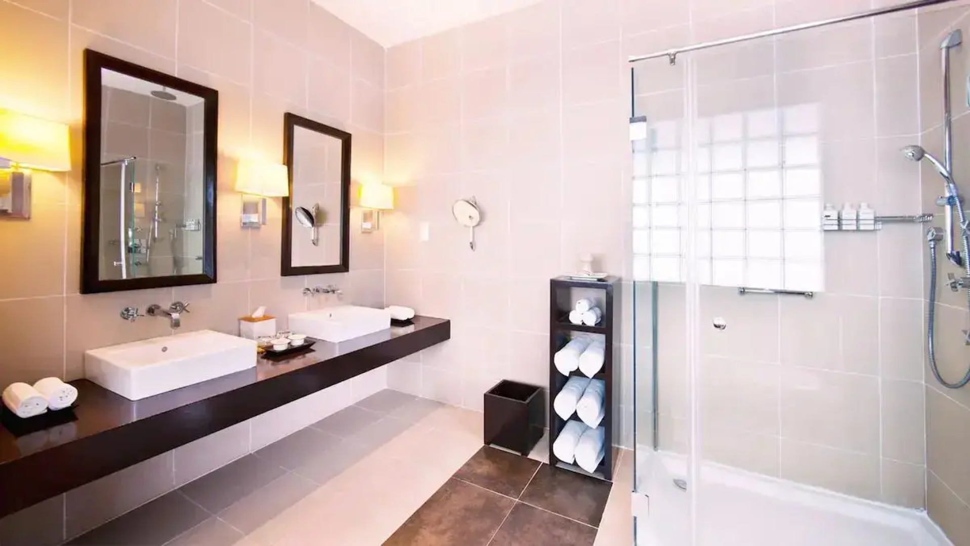 Курорт Adaaran Prestige Water Villas - with Dine around Premium All inclusive - 24 hours – 45 Minutes from Male by Seaplane