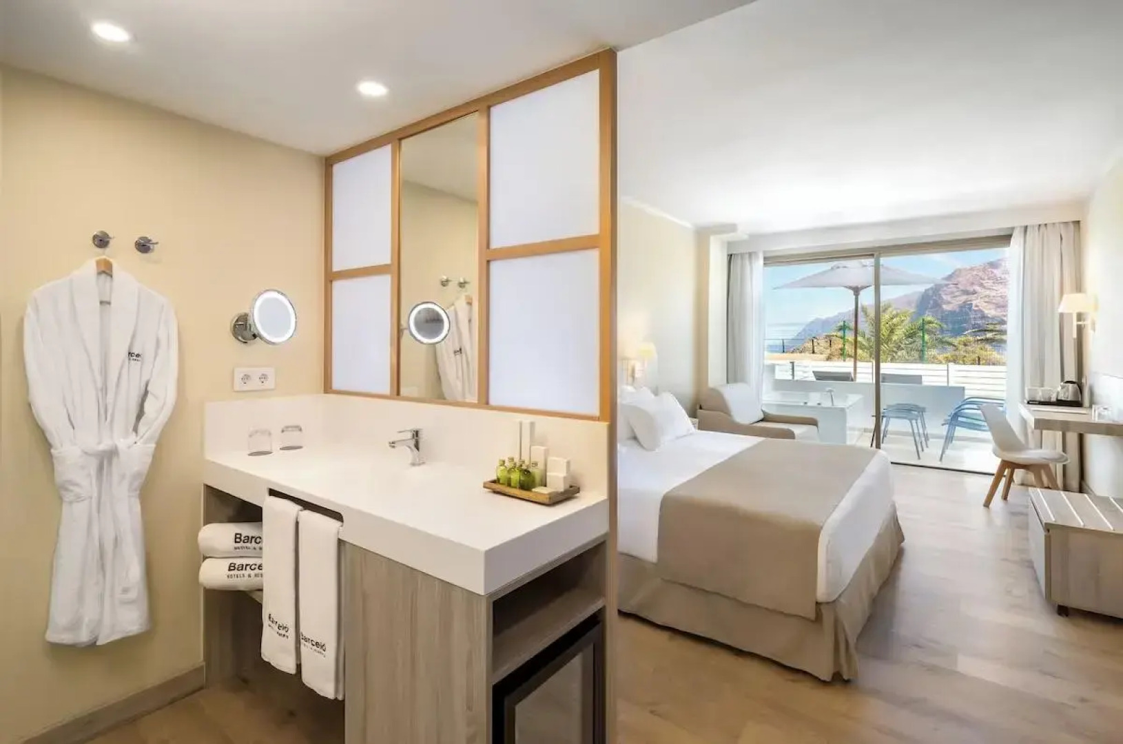 Отель Barcelo Santiago — Adults Only