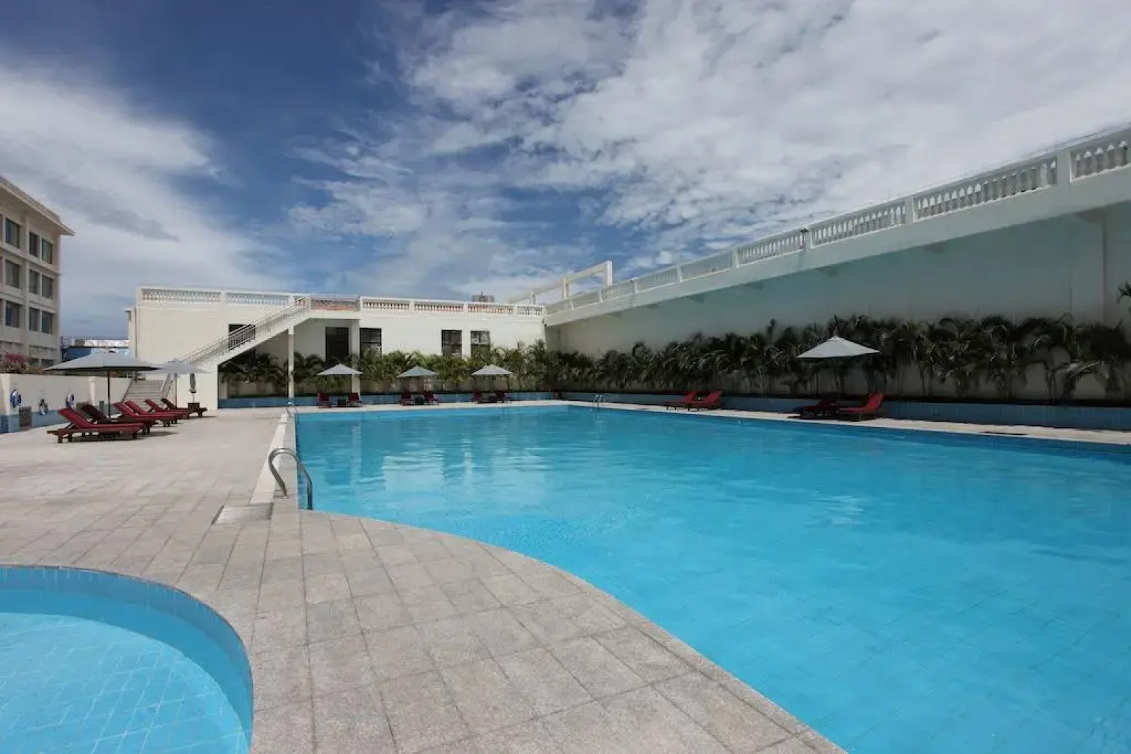 Sanya International Hotel