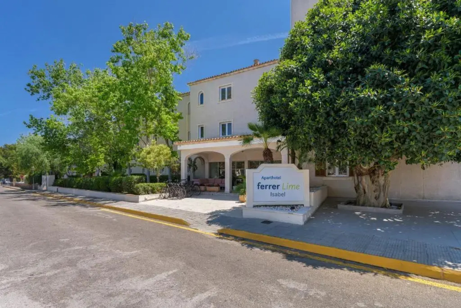 Апарт-отель Caprice Isabel