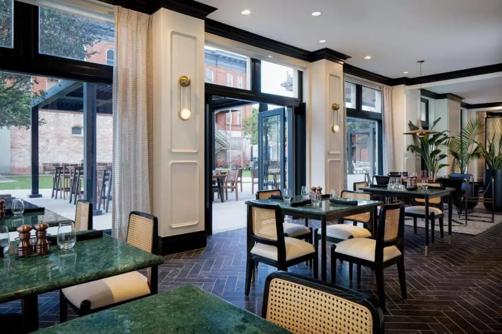 The Lasalle Hotel, Bryan College Station, A Tribute Portfolio Hotel