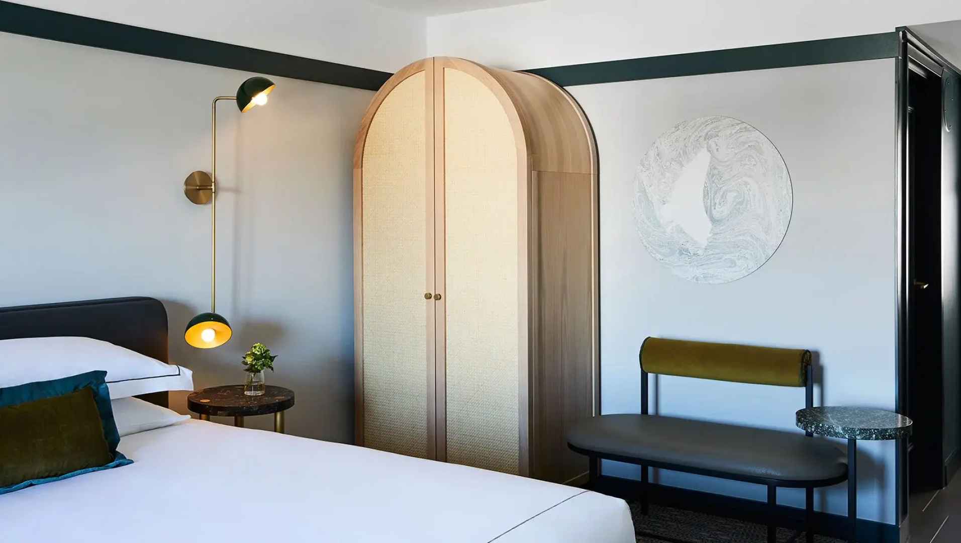 Kimpton Saint George by IHG