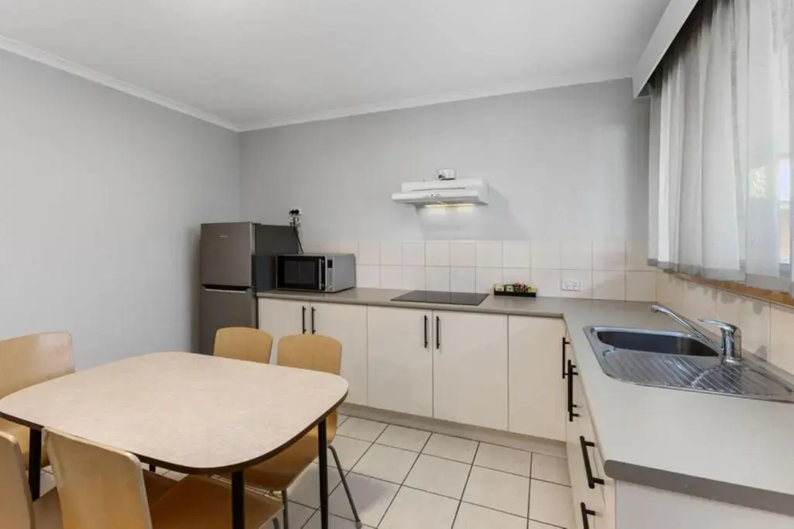 Apollo Bay Motel & Apartments