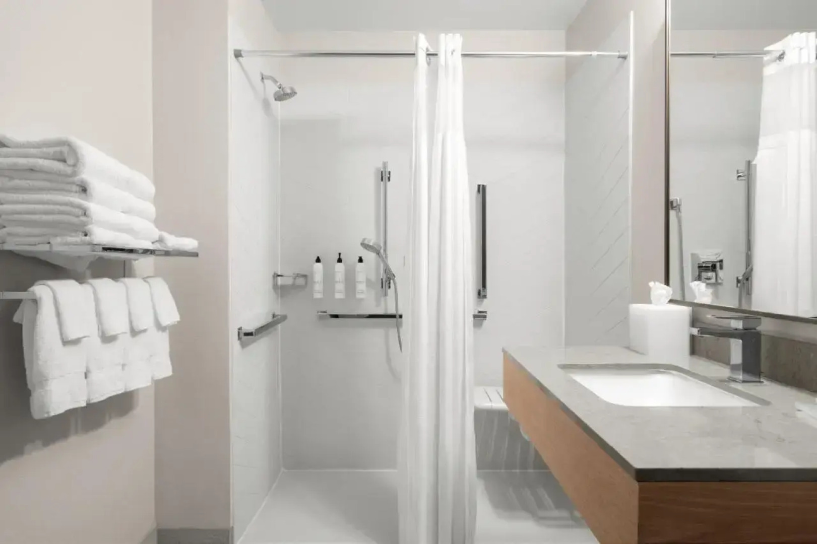 Отель Fairfield by Marriott Inn & Suites Helena North