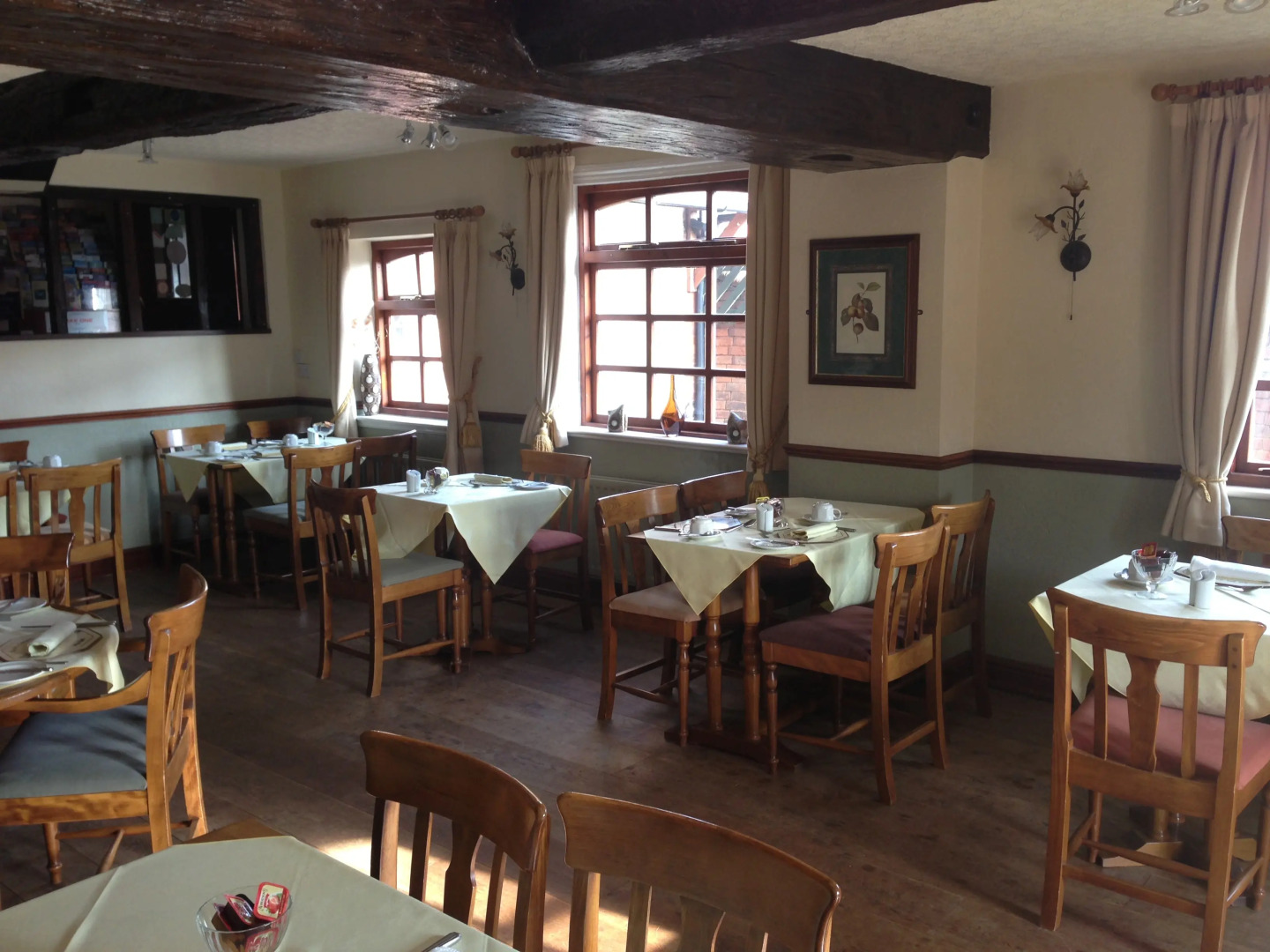 The Old Fourpenny Shop Hotel