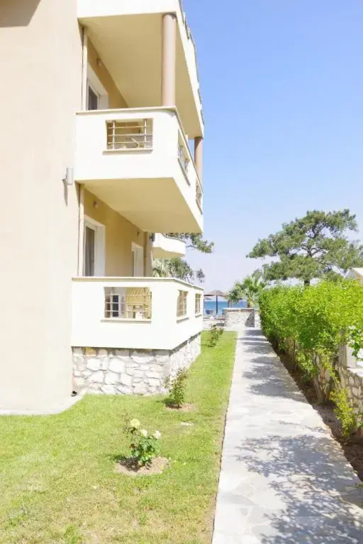 Отель Rachoni Bay