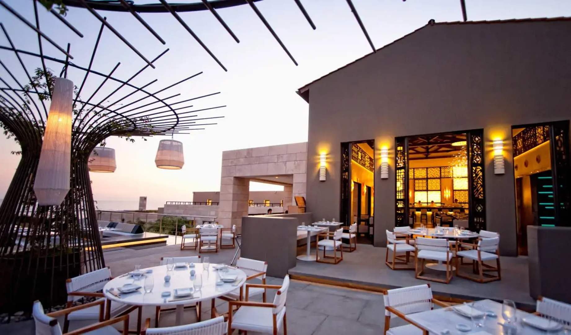 The Romanos, a Luxury Collection Resort