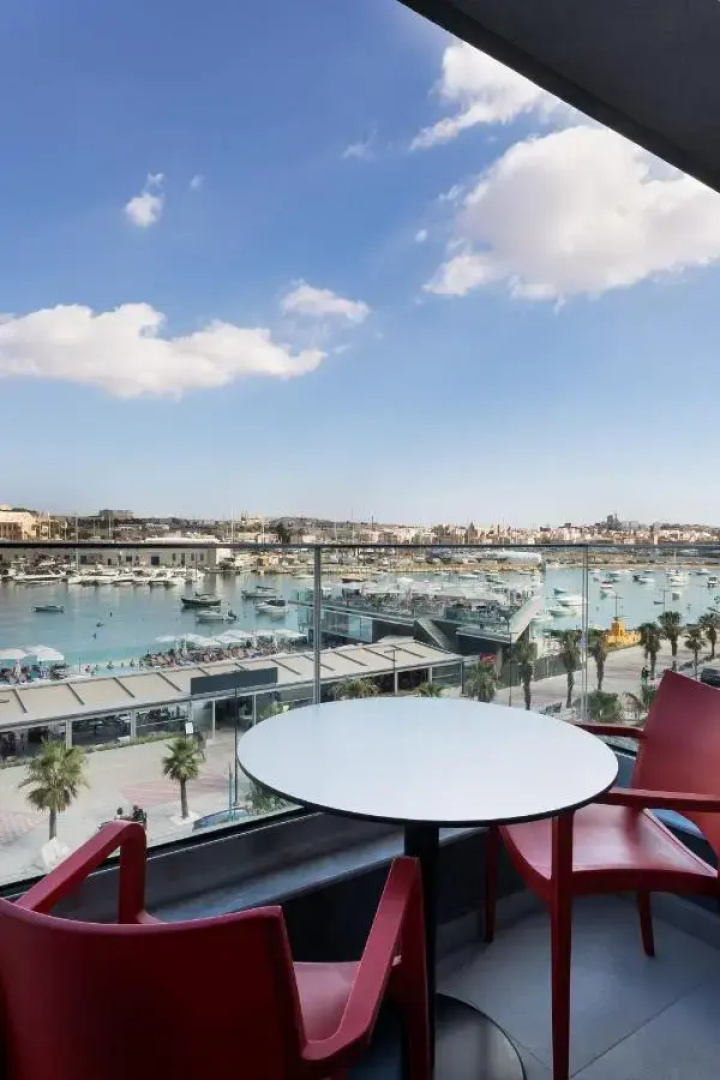 Verdi Gzira Promenade