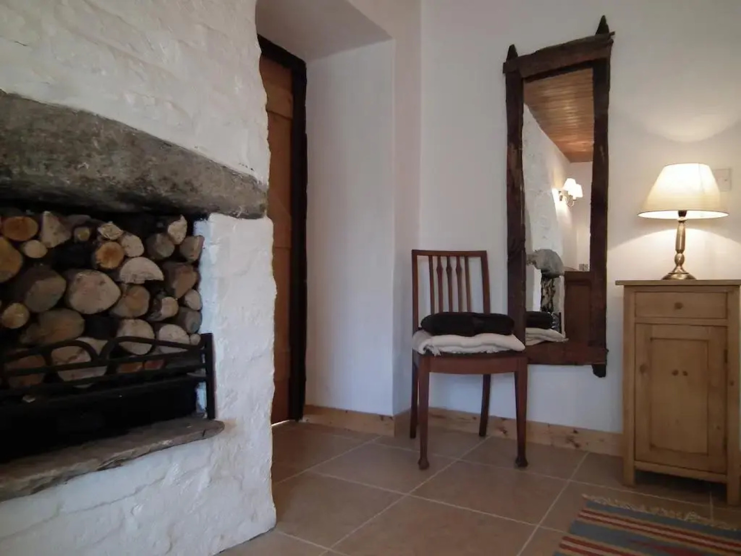 Pollan Rua Cottage & Barn