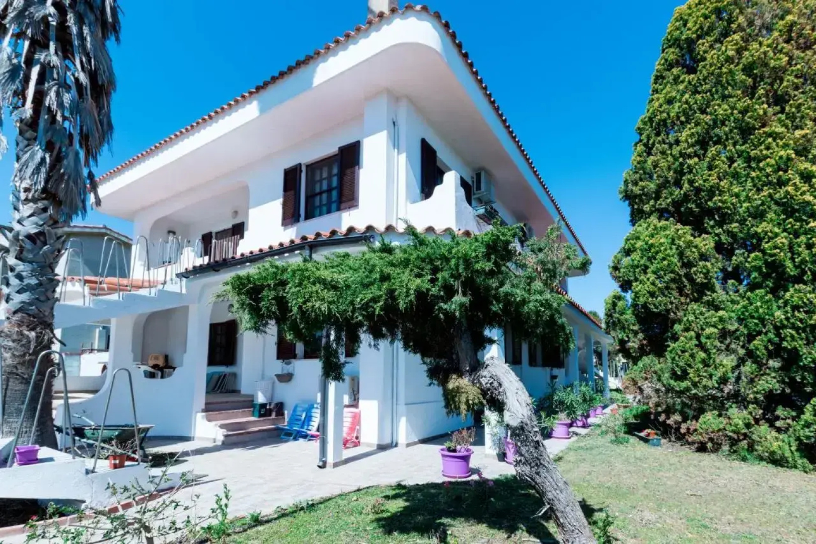 Spazioso Appartamento al Mare con Giardino