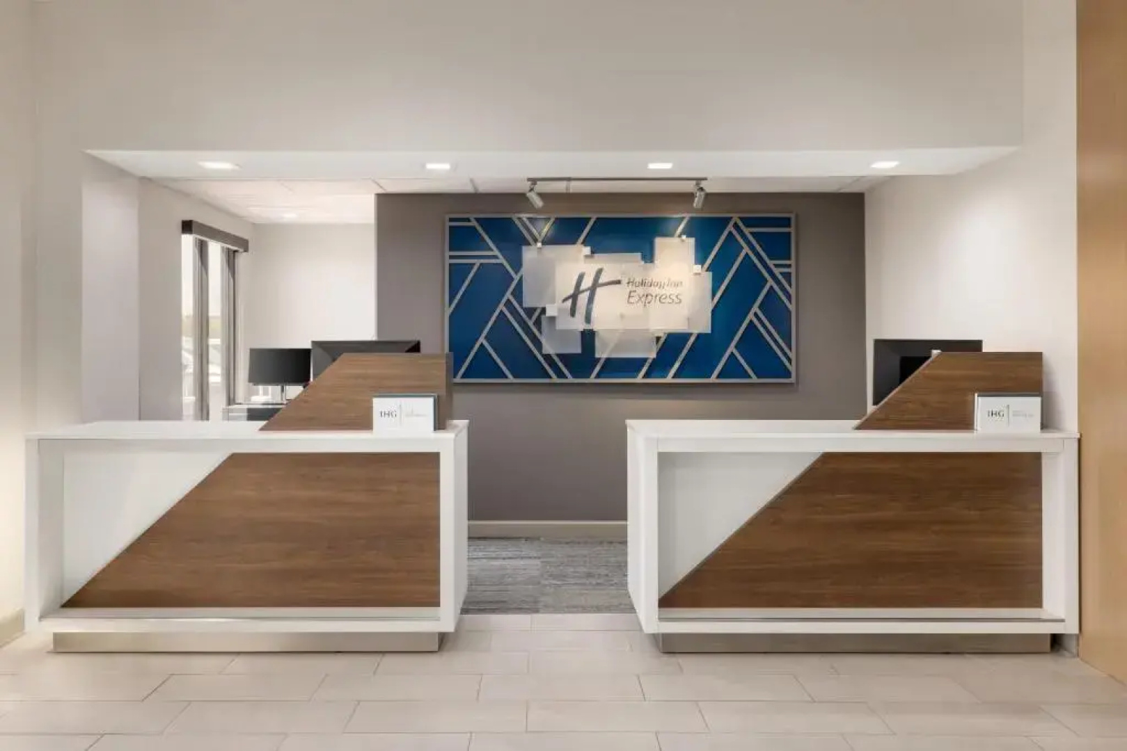 Holiday Inn Express & Suites Opelousas by IHG