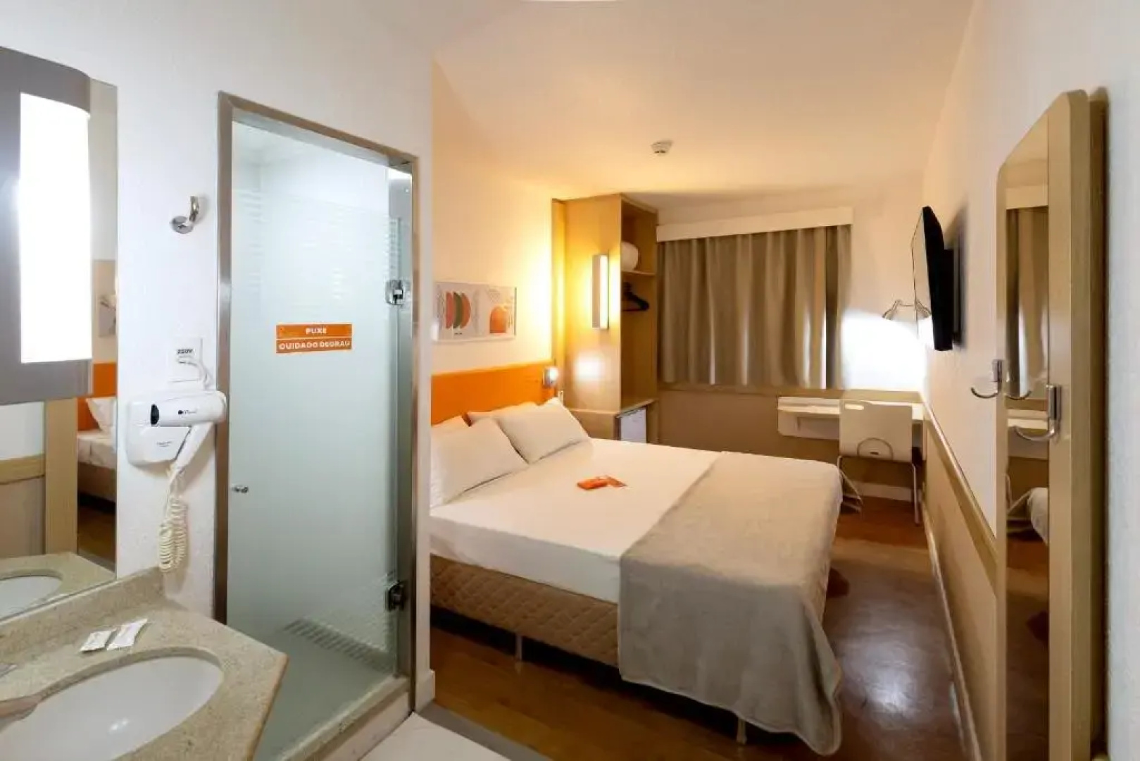 Hus Hotel Maringa
