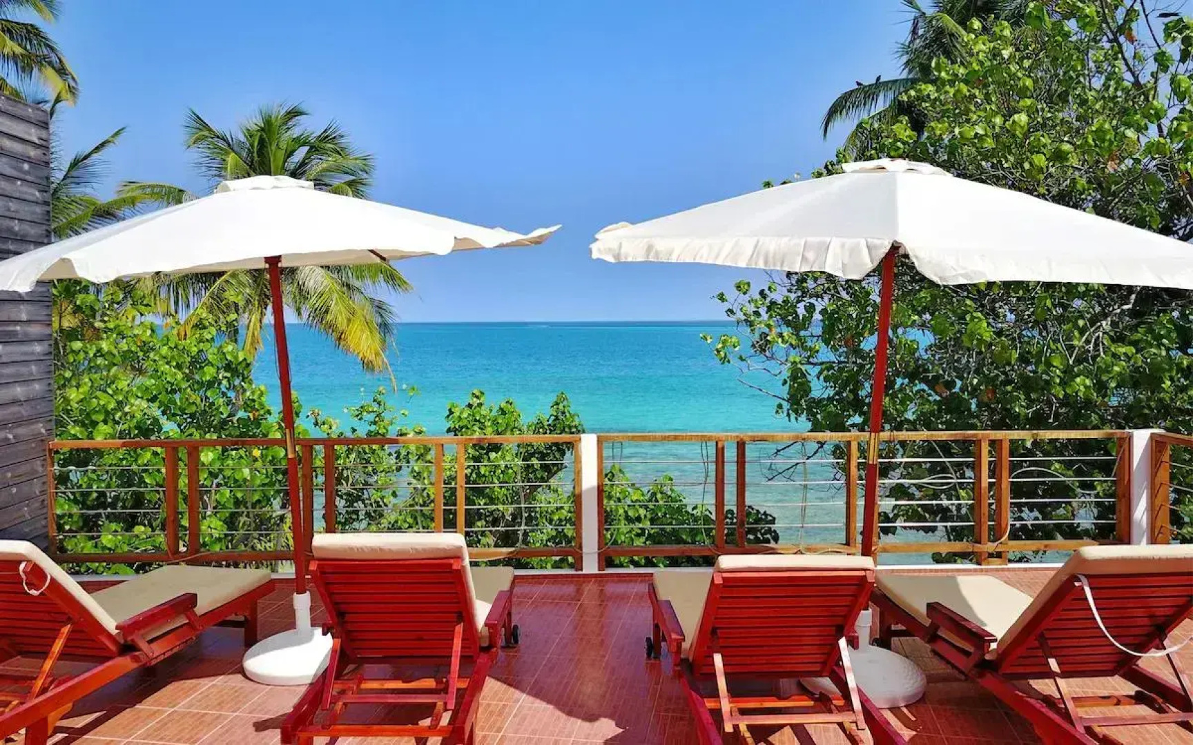 Athiri Beach Maldives