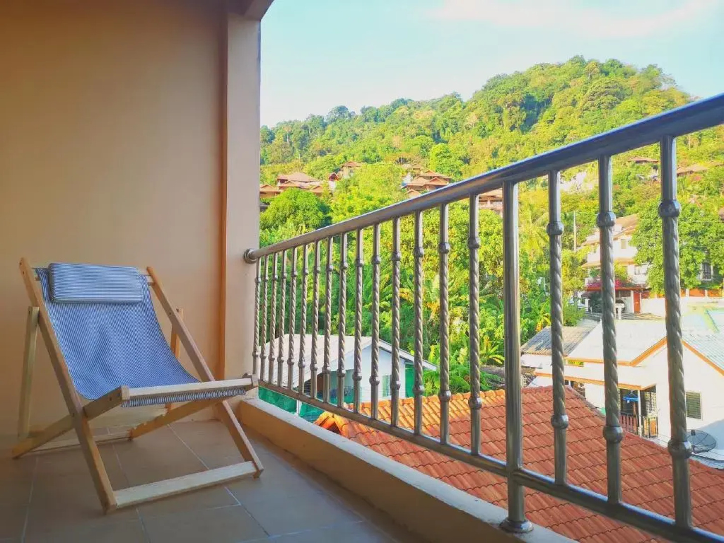 Seven Seas Hotel