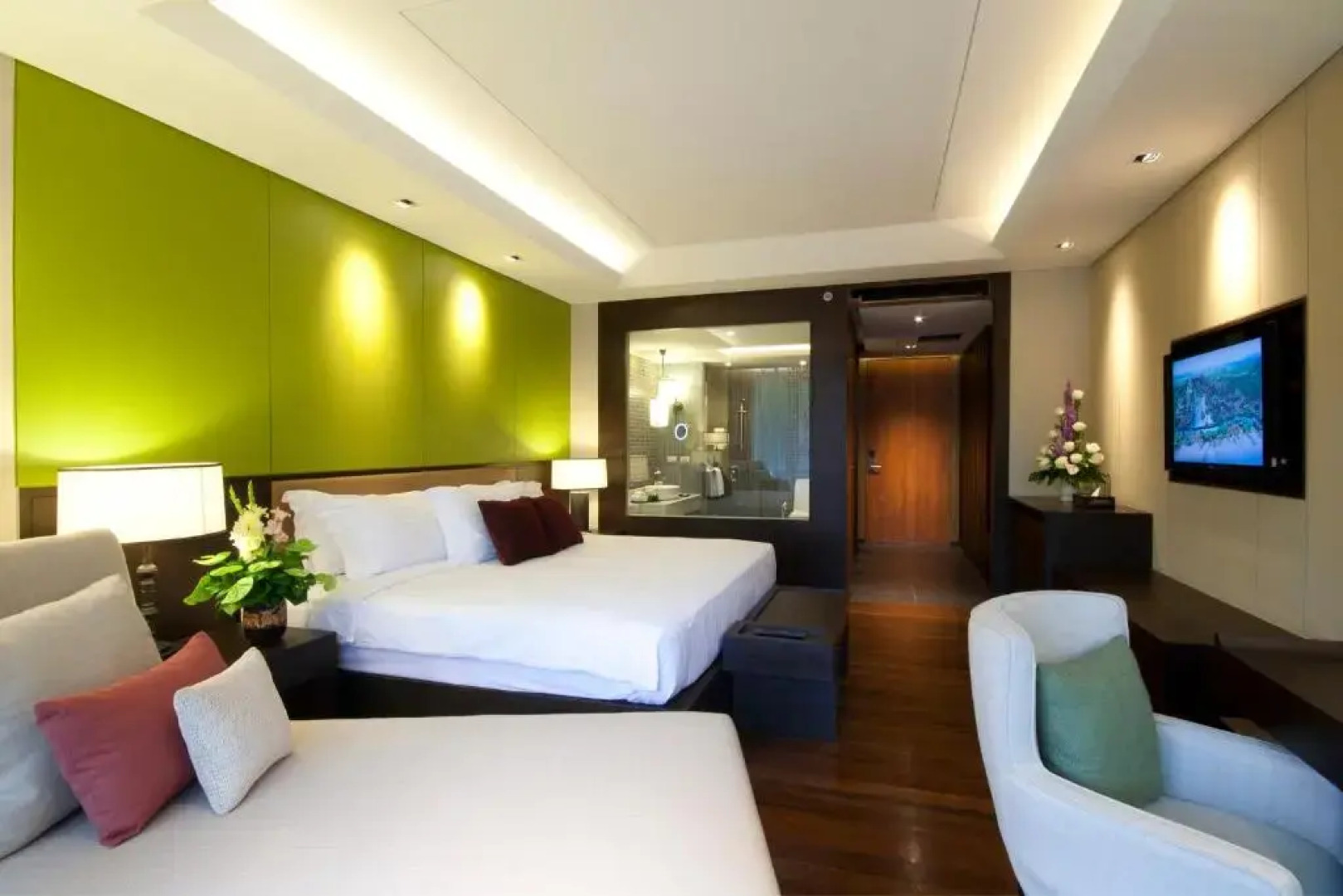 Graceland Khaolak Beach Resort