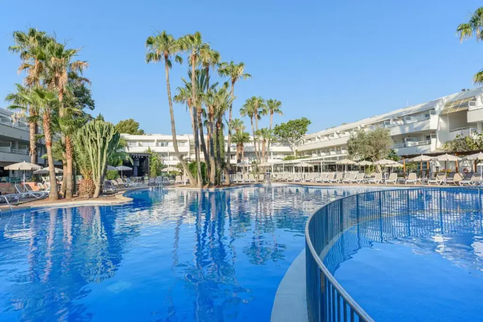 FERGUS Club Palmanova Park