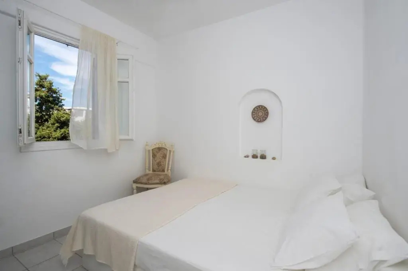Cleopatra Seaside Homes Paros