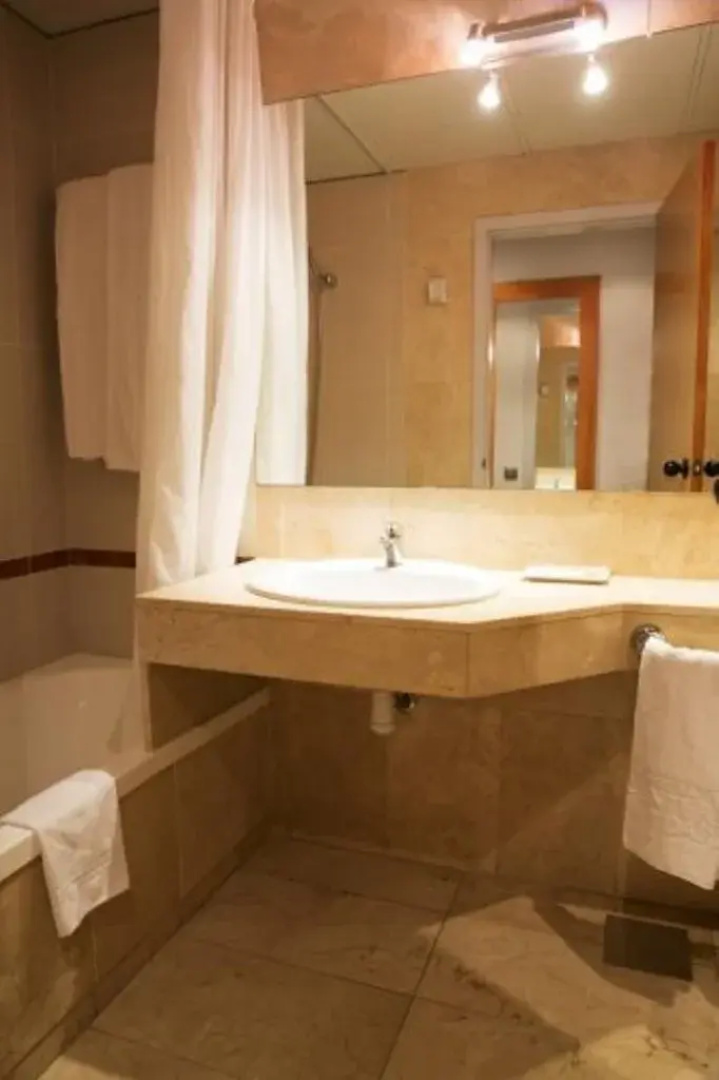 Barcelona Century Hotel