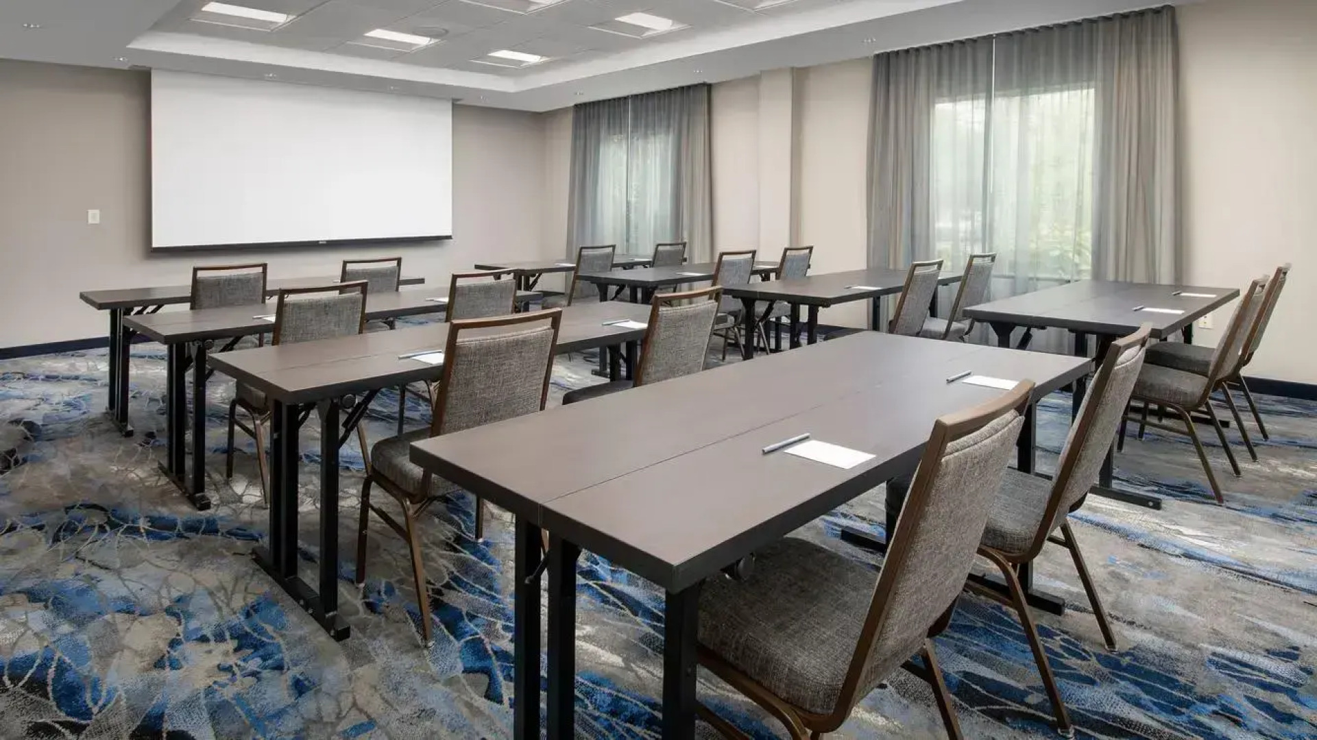 Fairfield Inn & Suites Baltimore BWI Airport