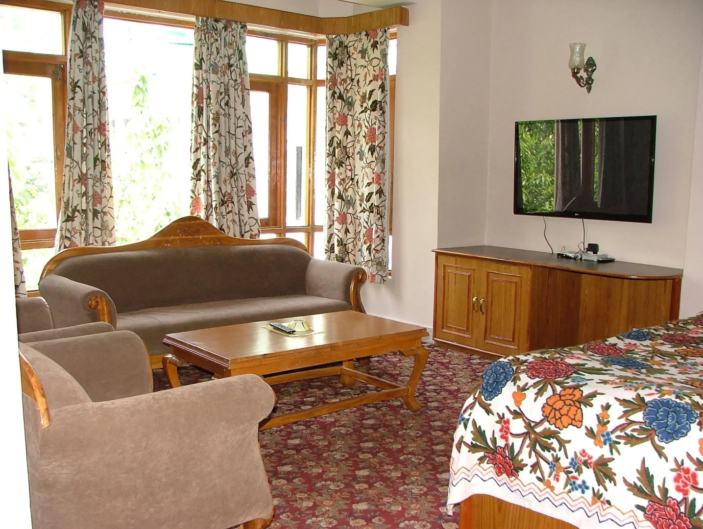 Green Acre Hotel