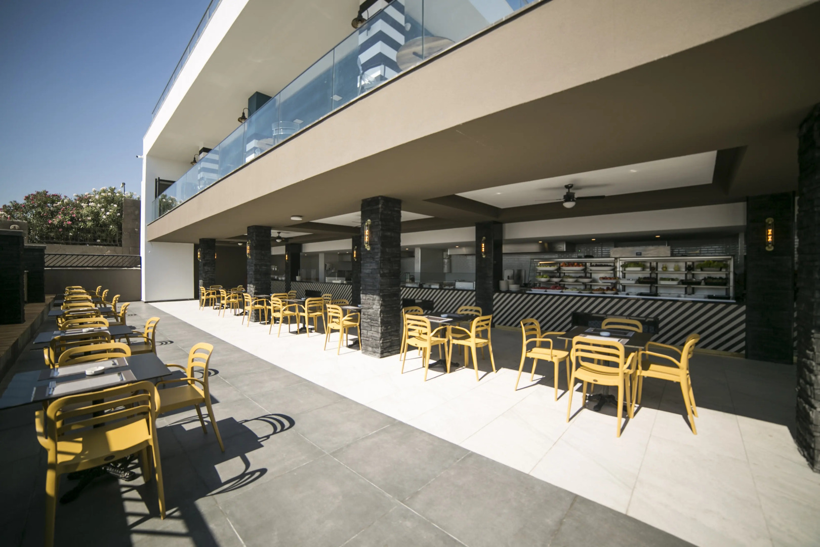 Отель Sailor's Beach Club