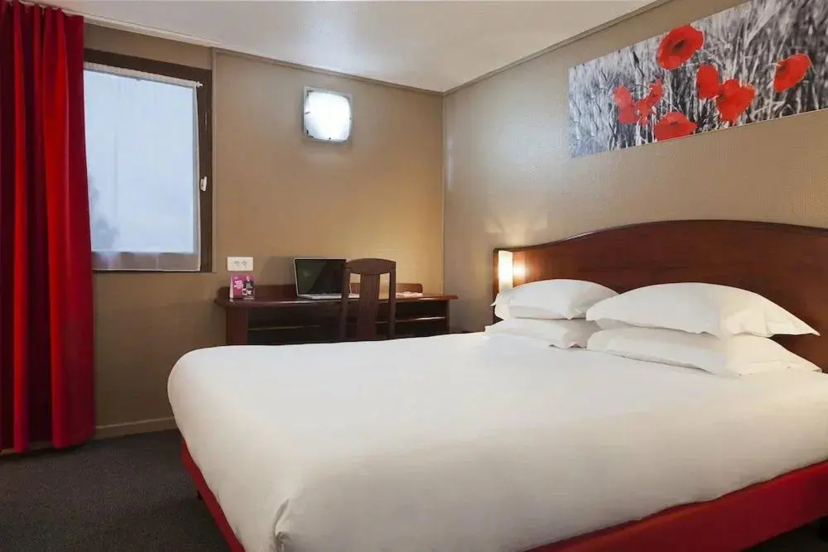 Arras Hotel