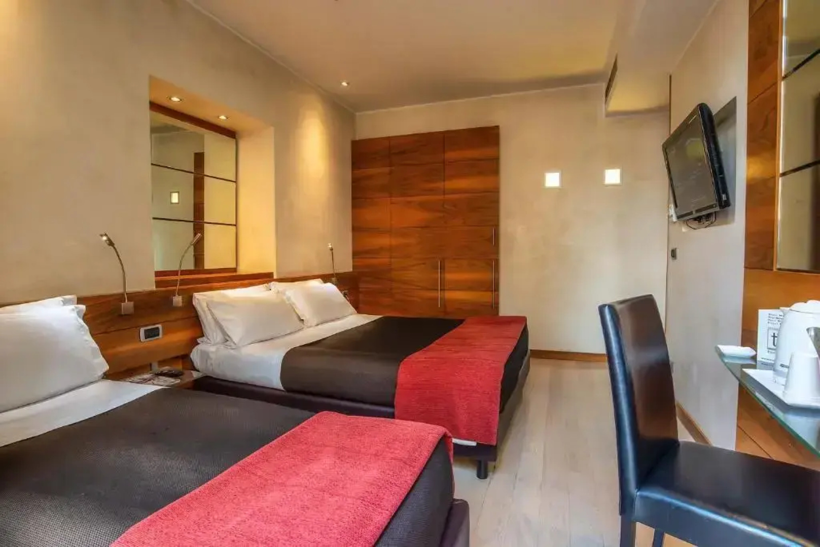 Hotel Tritone Rome
