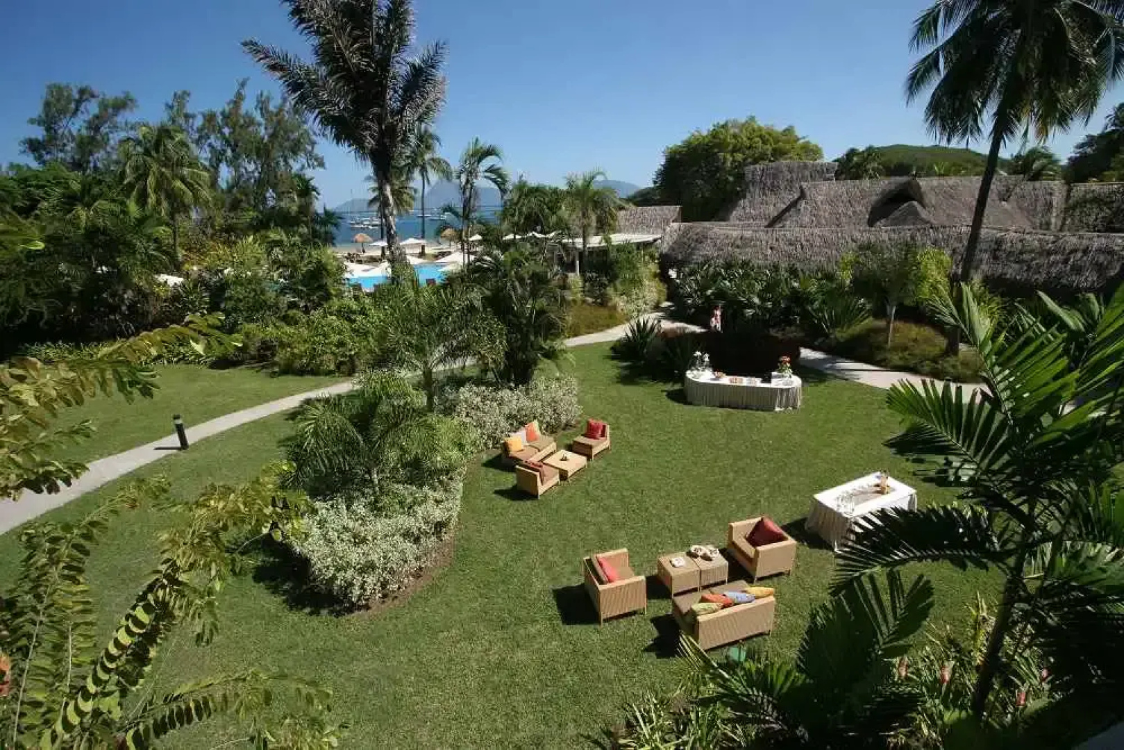 Sofitel Tahiti Maeva Beach Resort