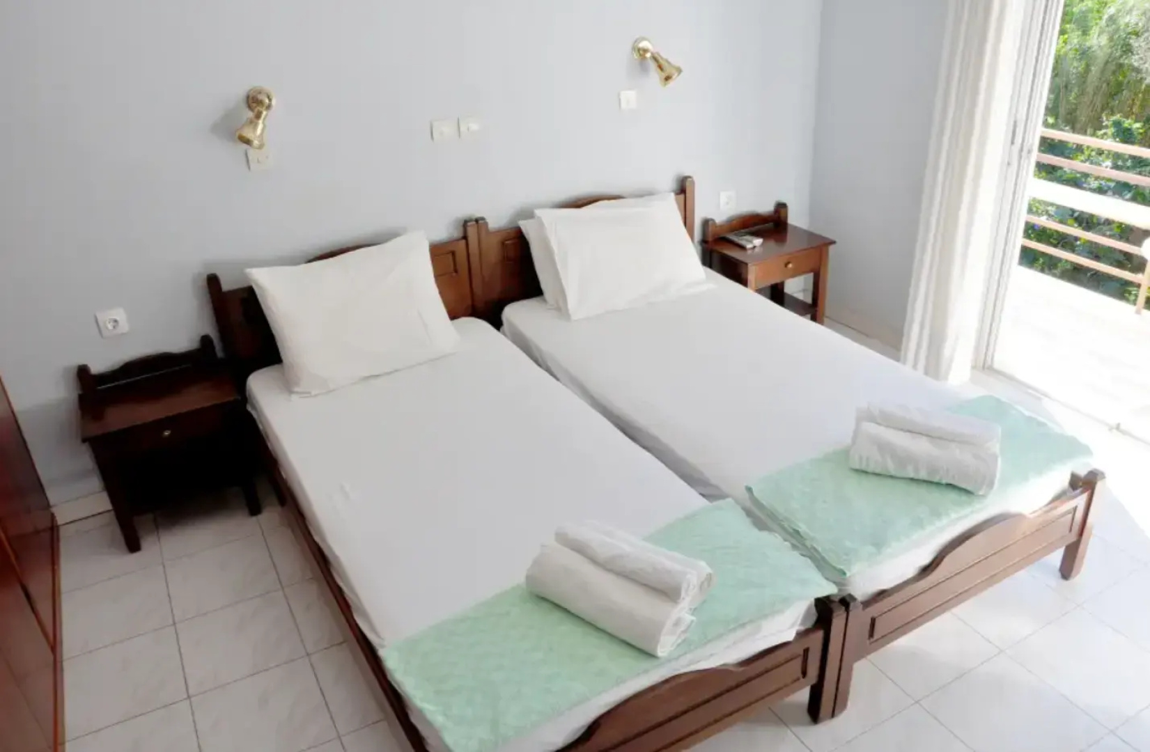 Glaros Rooms