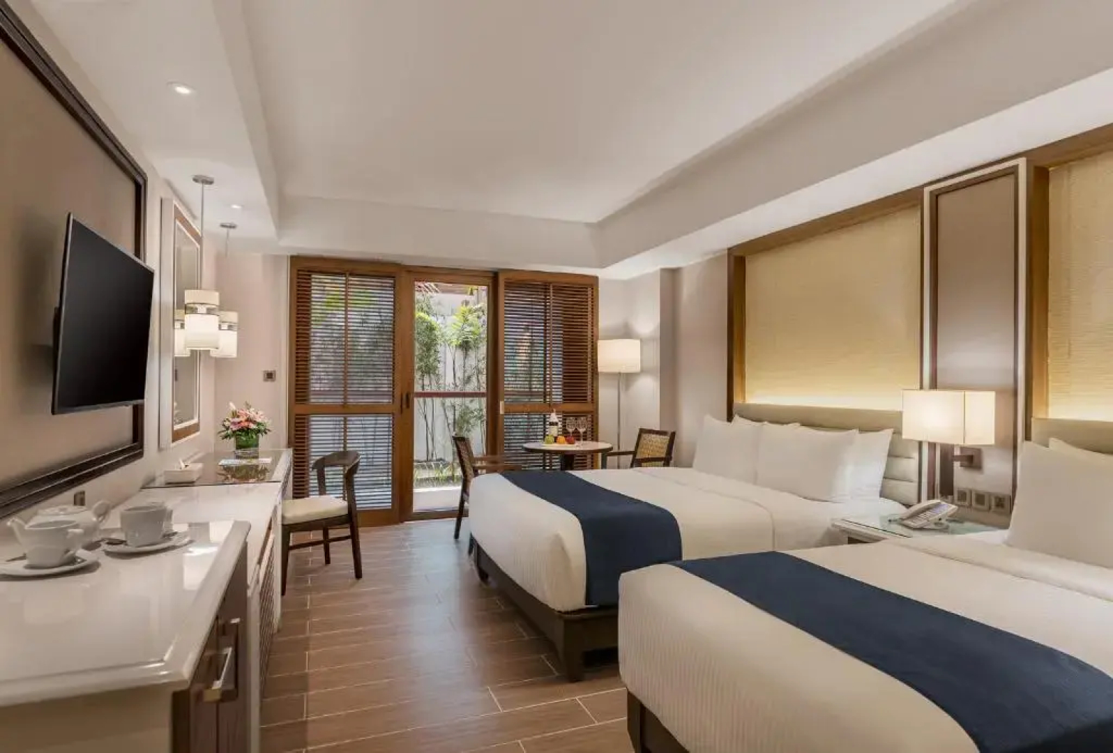 Henann Crystal Sands Resort