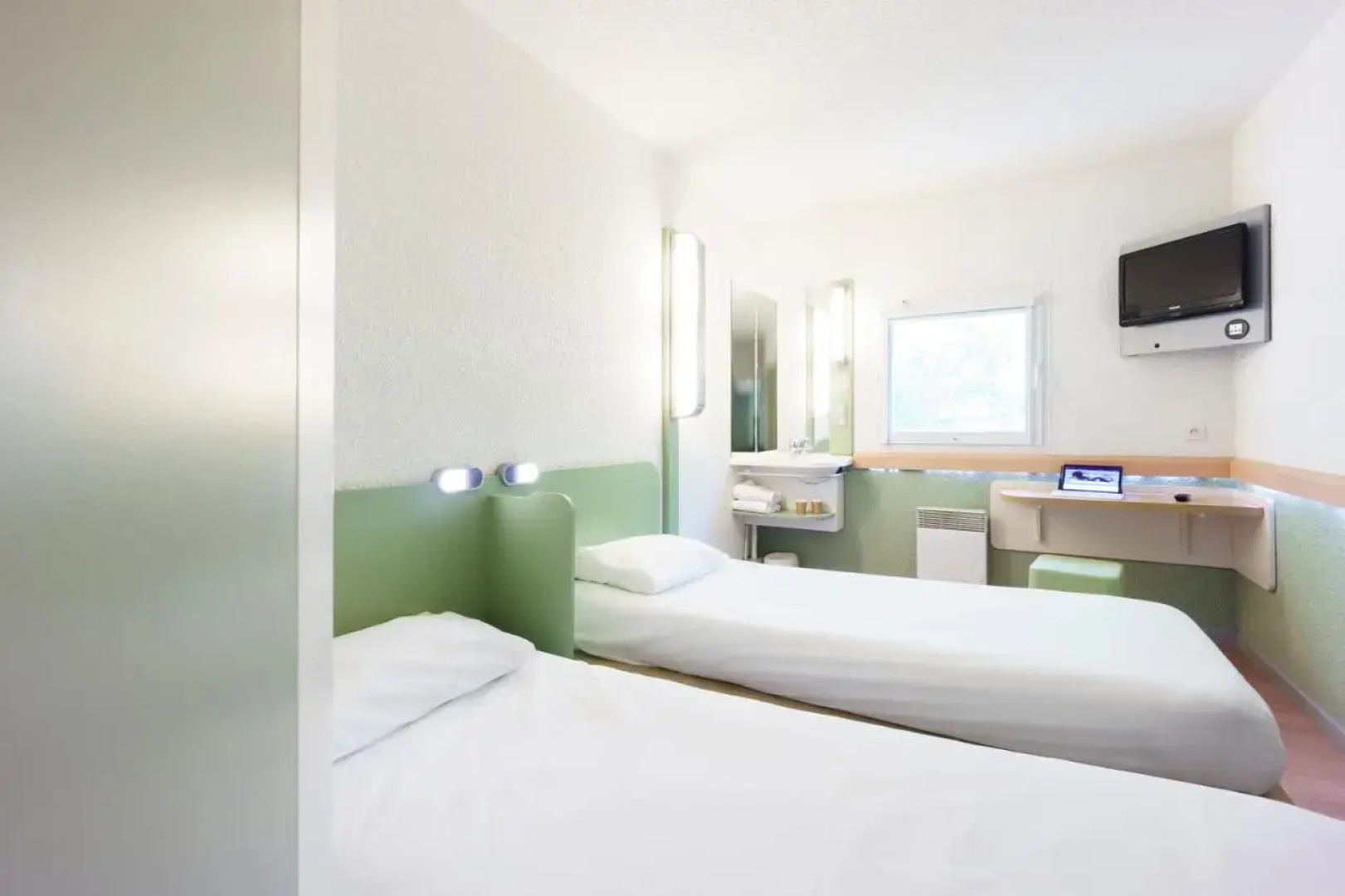 B&B HOTEL Châteauroux A20 L'Occitane