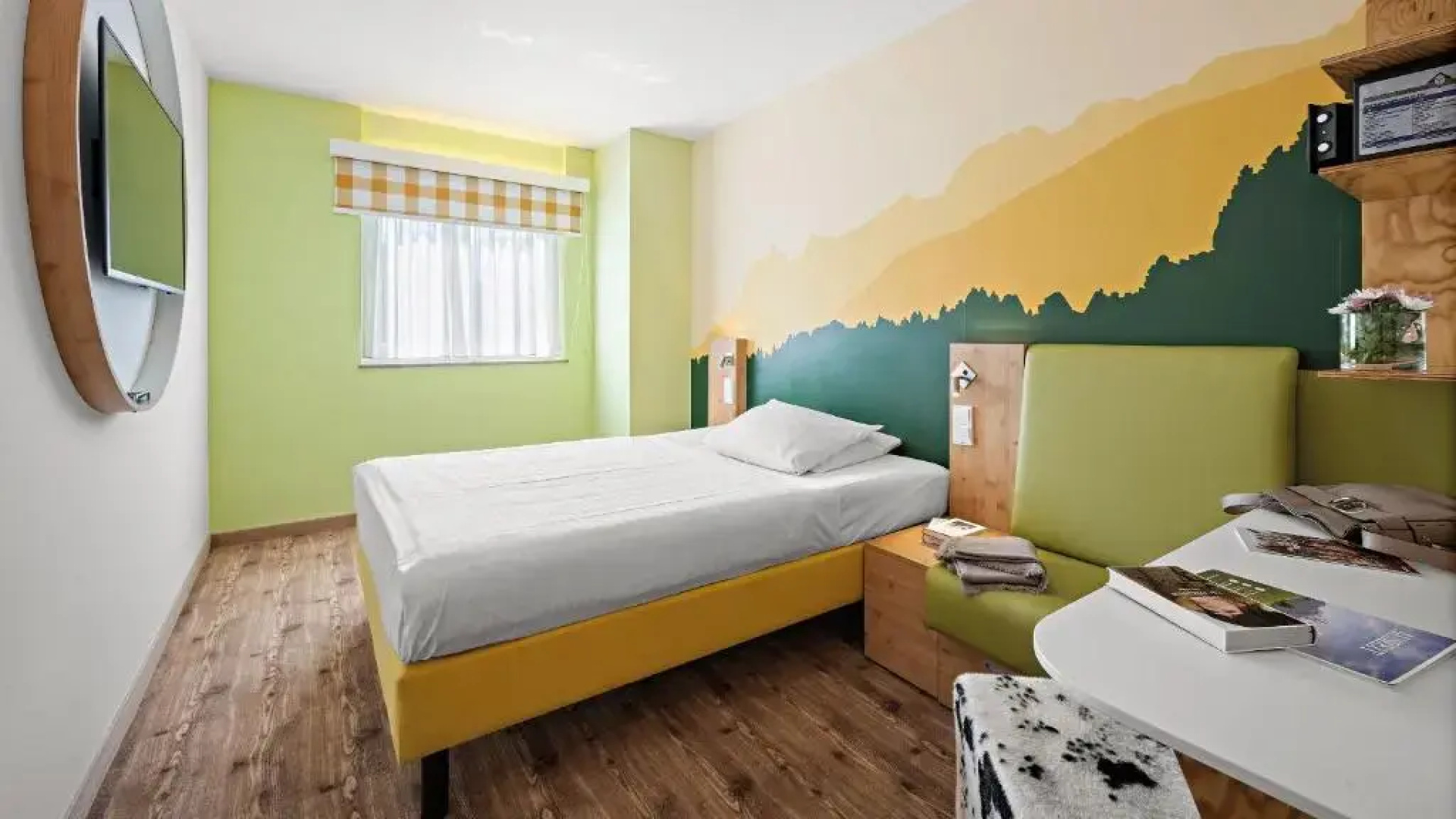Hey Lou Hotel Piding	
