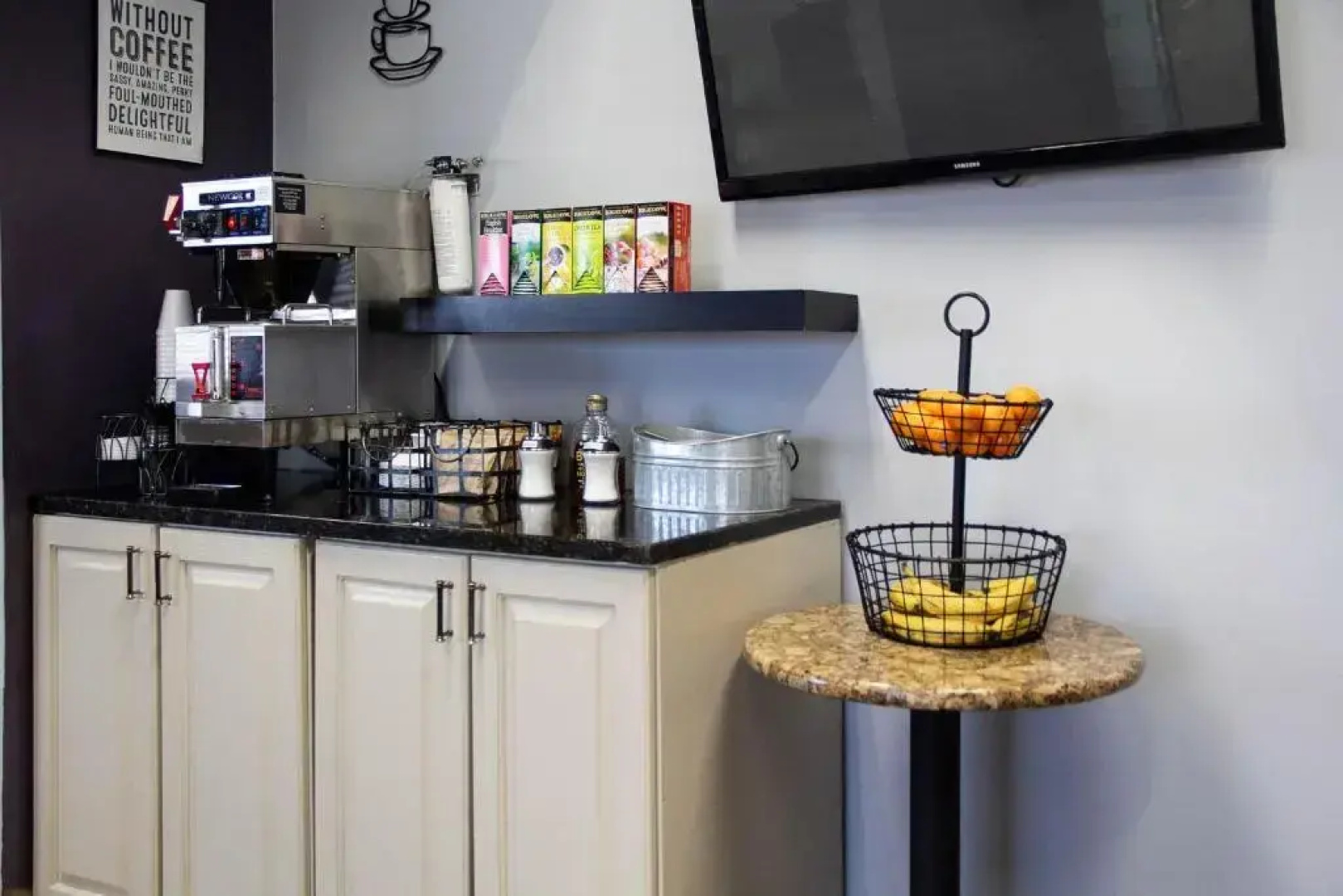 New Victorian Inn & Suites in Sioux City, IA