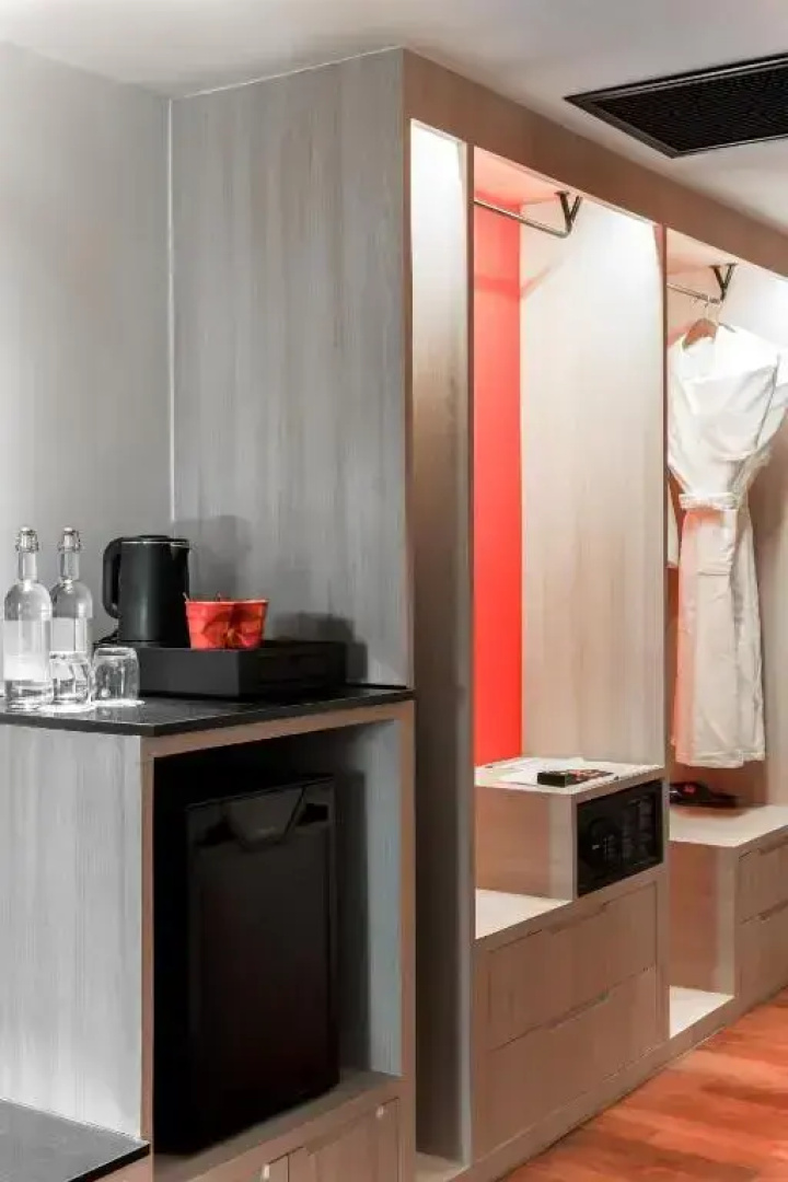 Отель Radisson RED Phuket Patong Beach