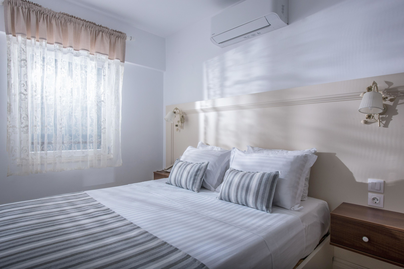 Irida Hotel