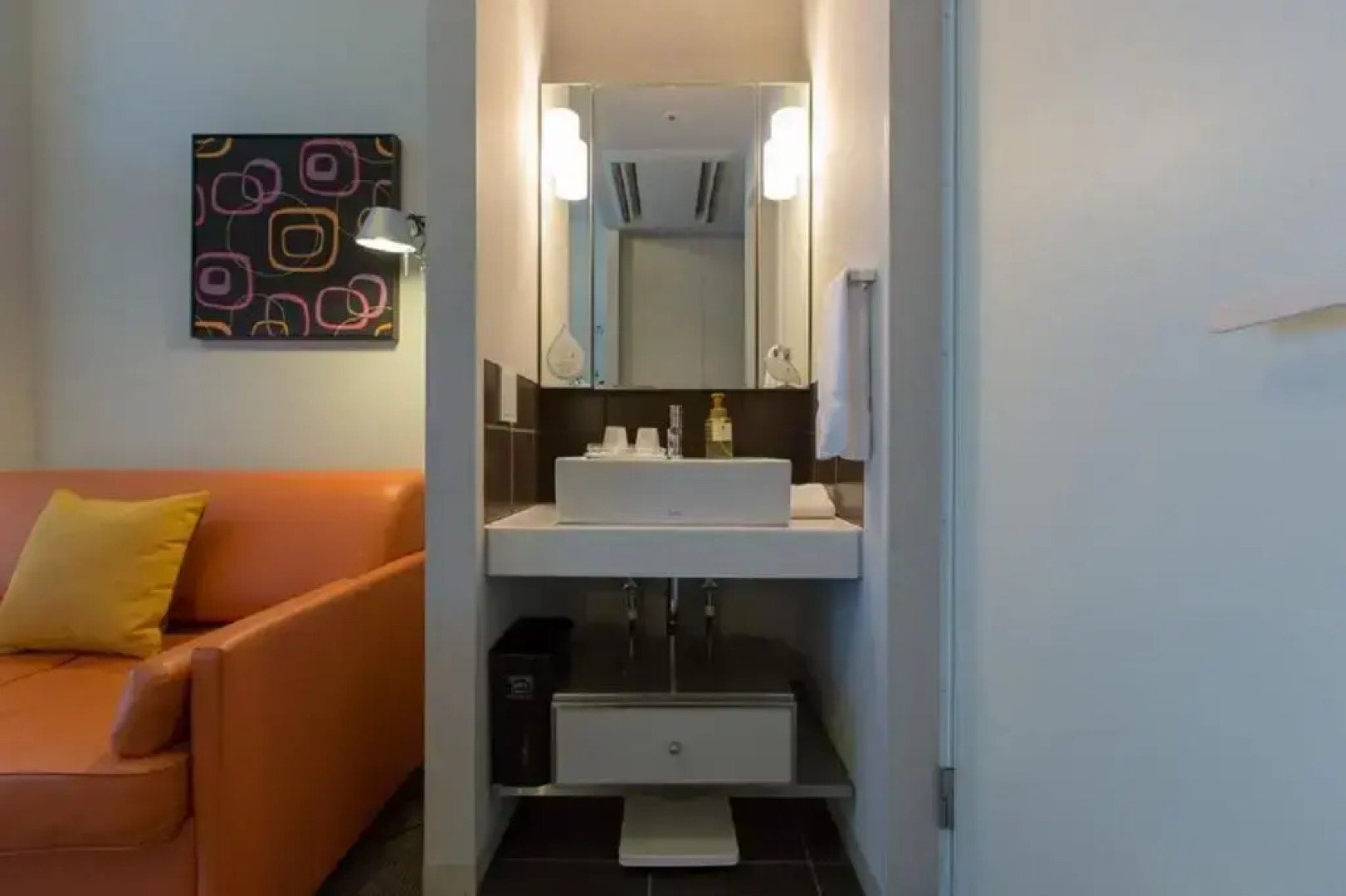 Отель Citadines Shinjuku Tokyo