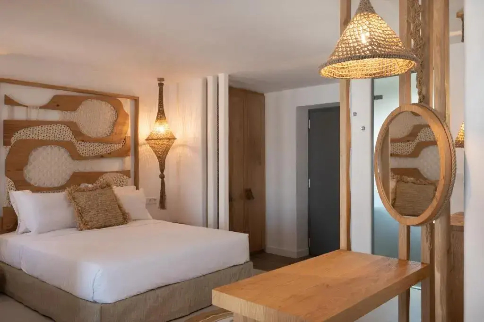 Kosmitis Suites & Villas