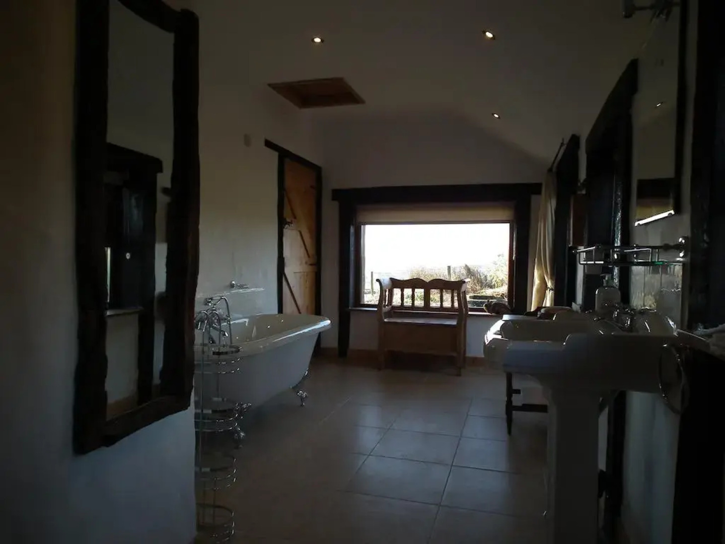 Pollan Rua Cottage & Barn