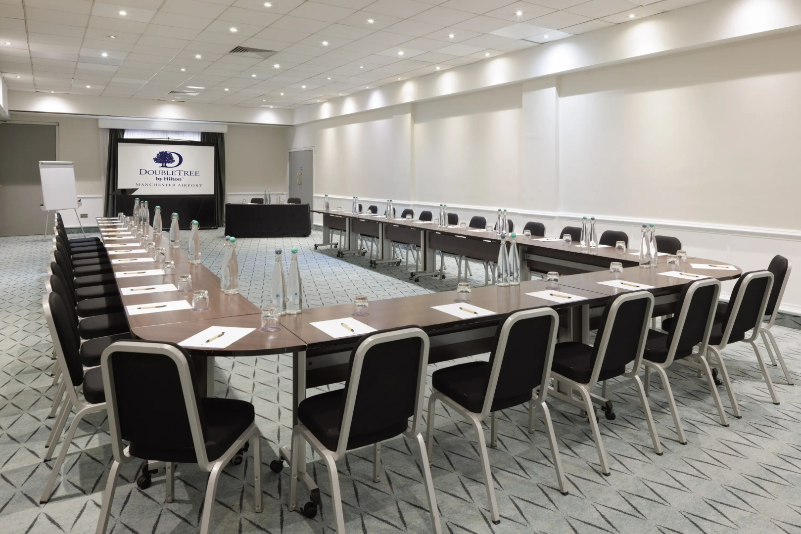 DoubleTree by Hilton Manchester Airport