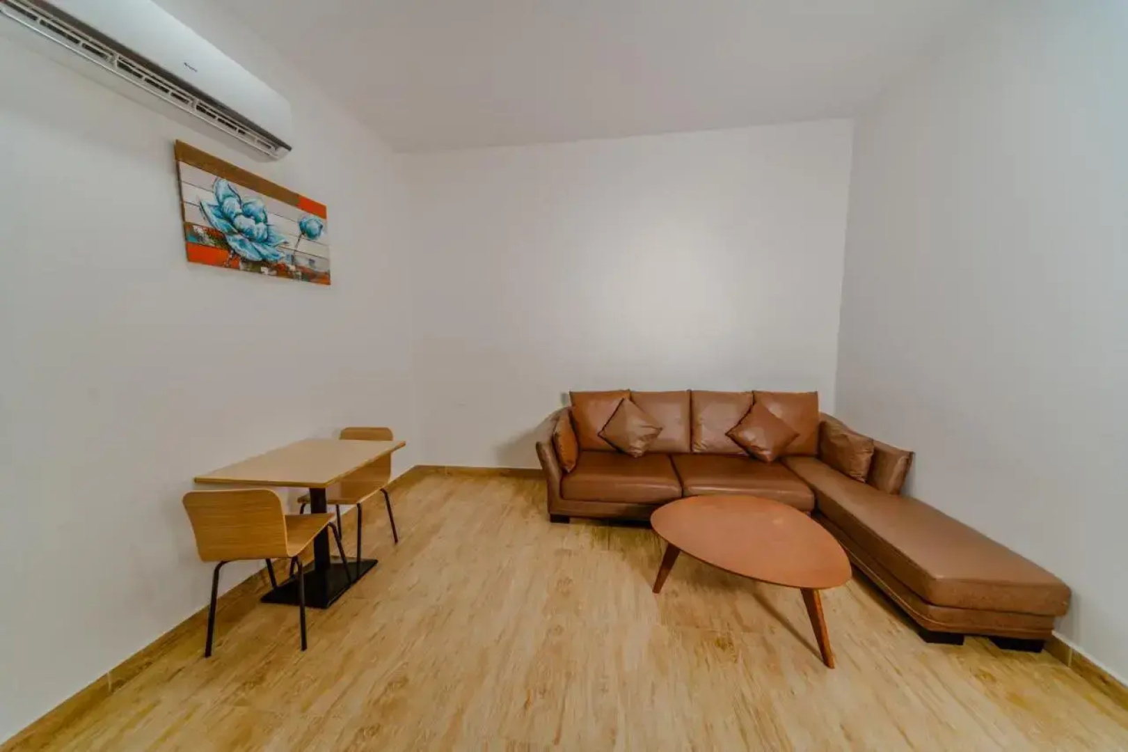 Zaki Hotel Apartment