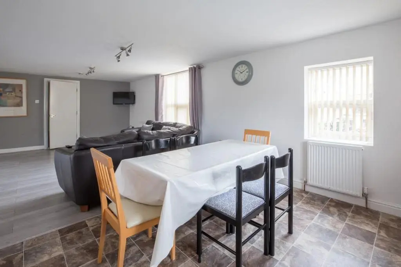 Holmes and Hunters Apartments