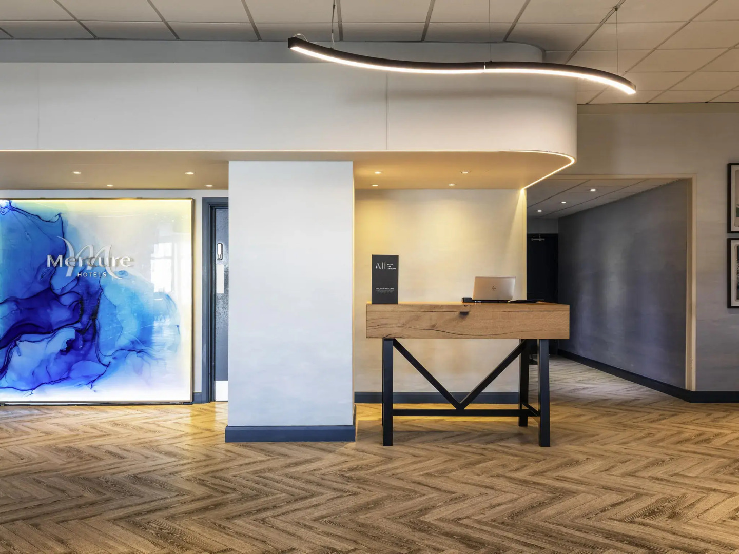 Отель Mercure Bedford Centre Hotel (ex Park Inn by Radisson Bedford)