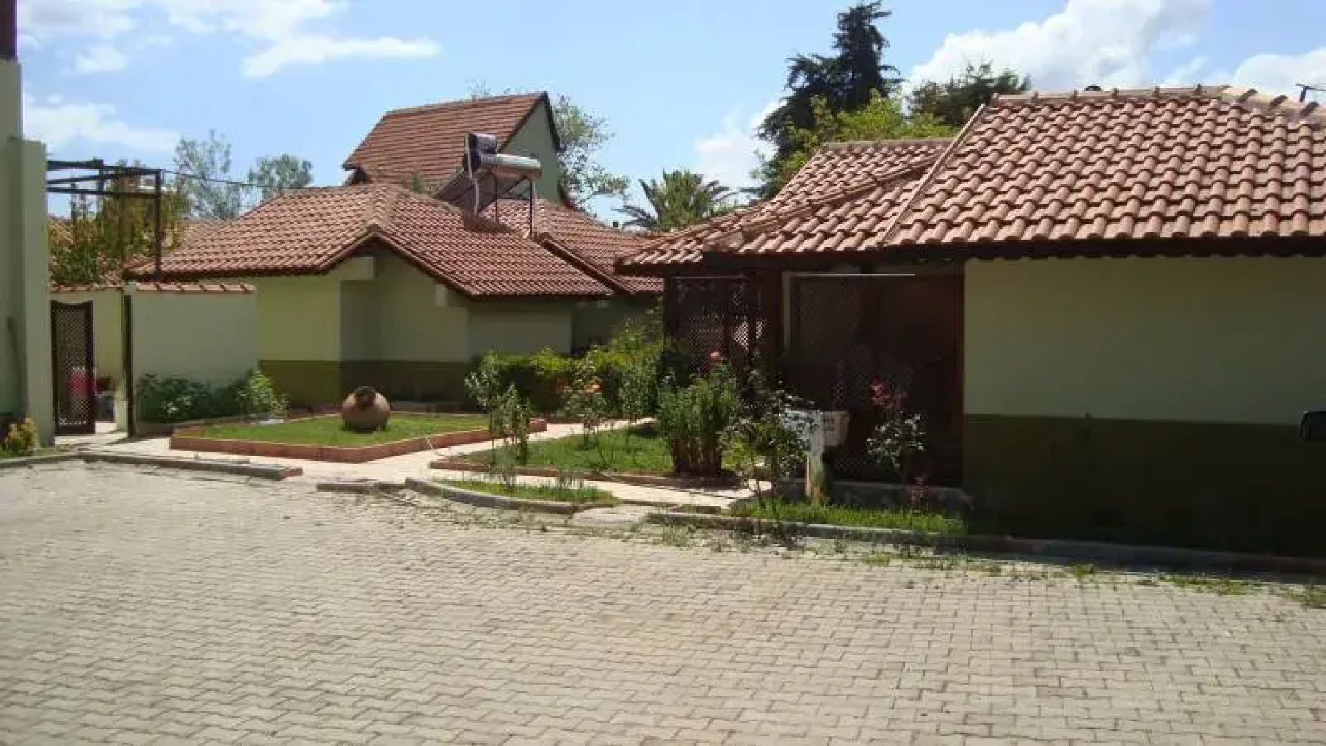 Yesil Hotel