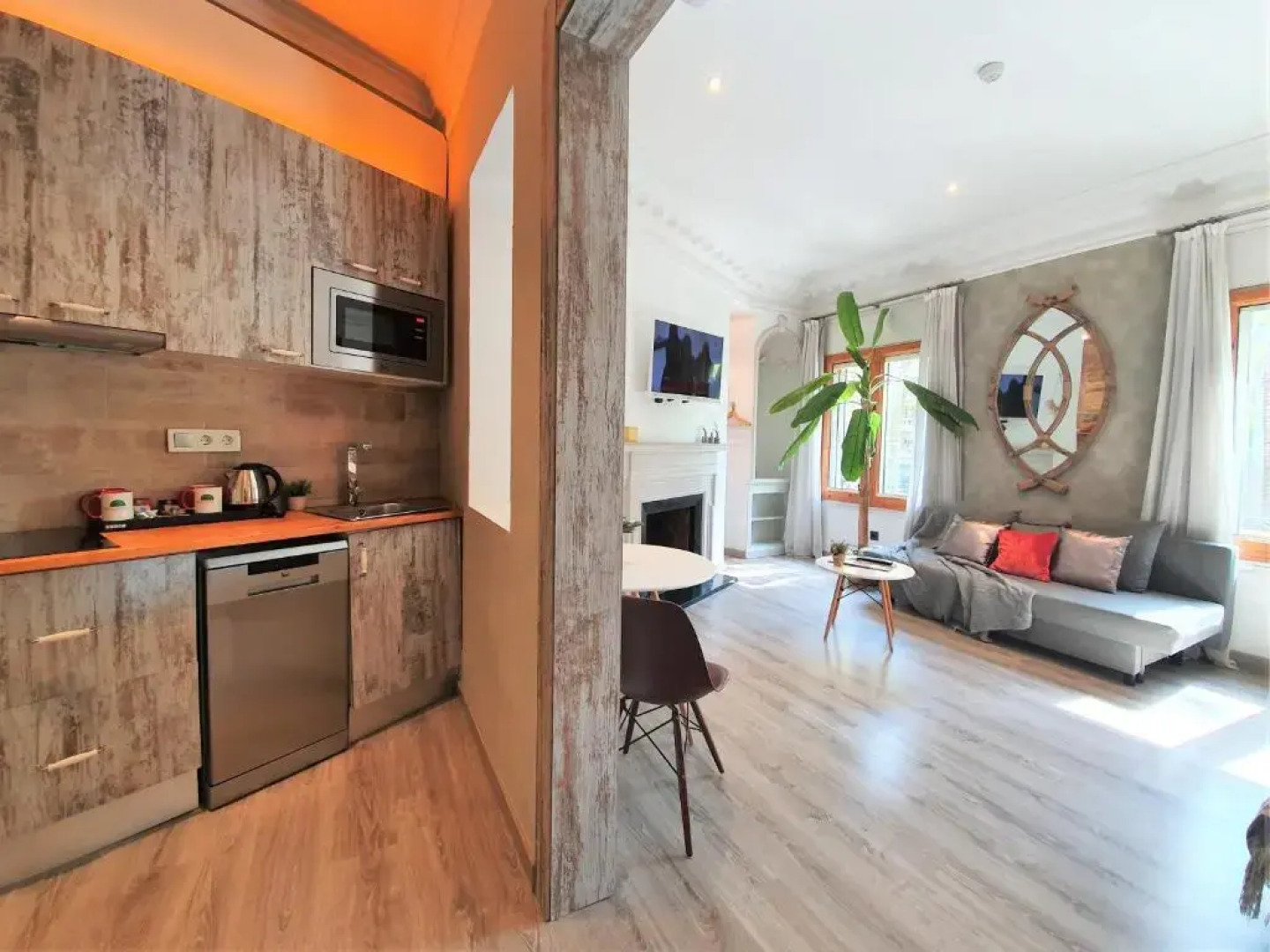 Dreamkeys Apartments & Suites