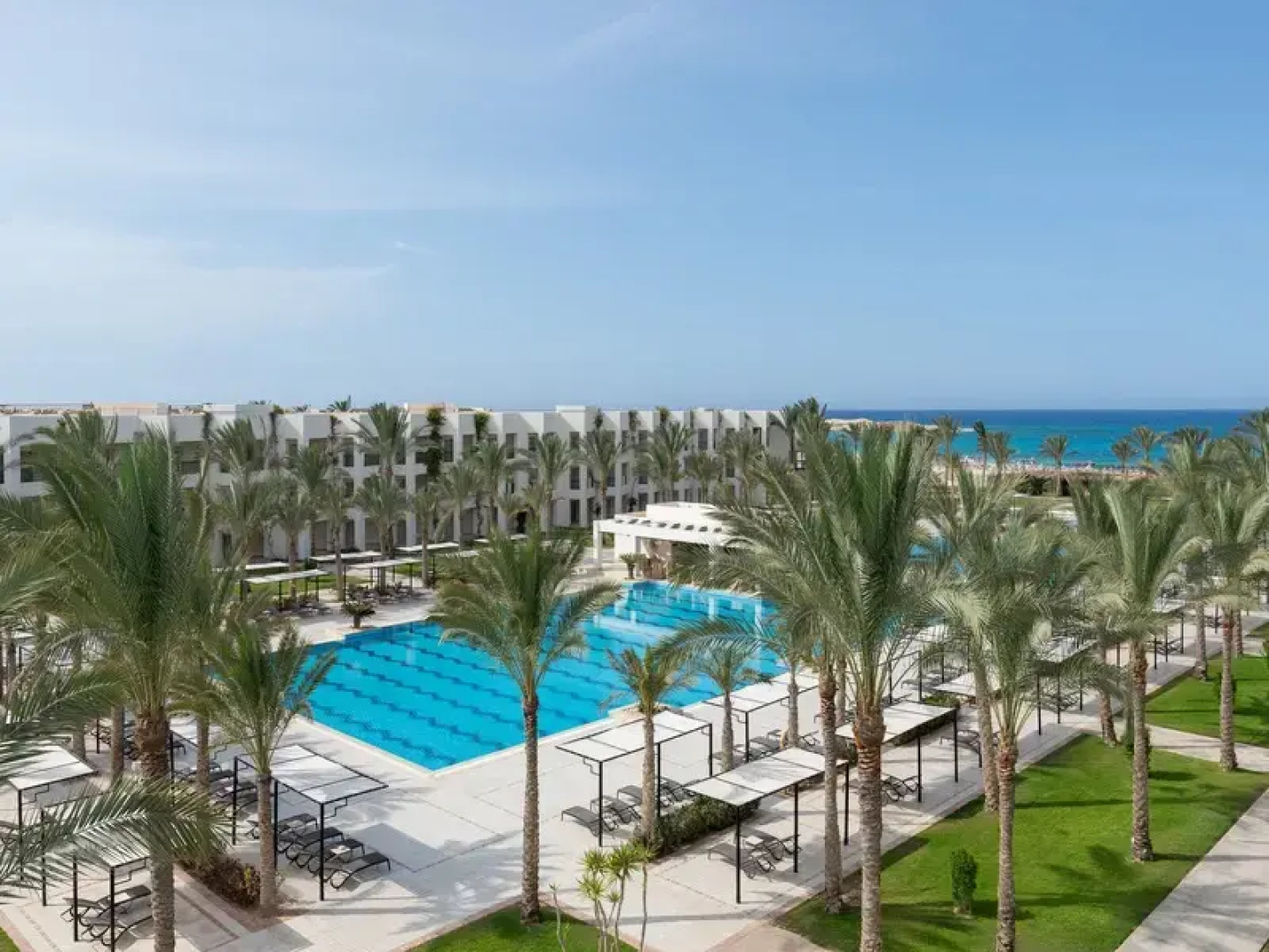 JAZ Elite Crystal, Almaza Bay