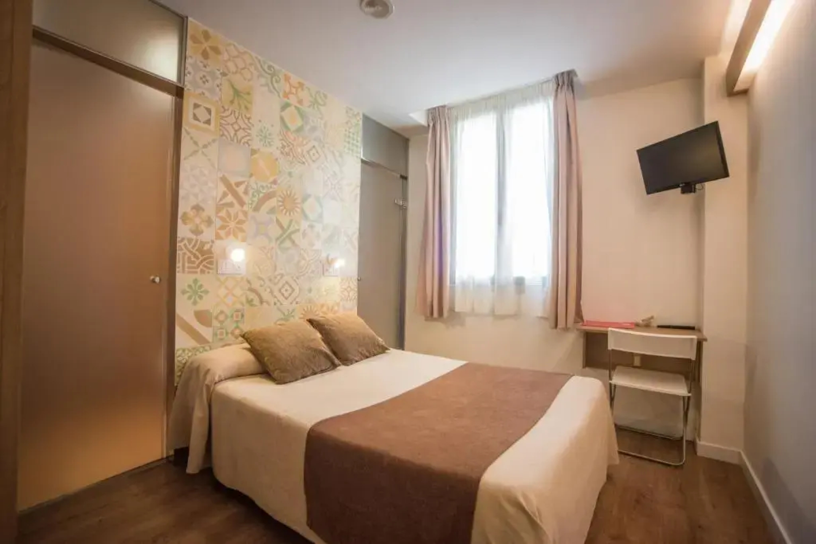 Mare Nostrum Hostal 