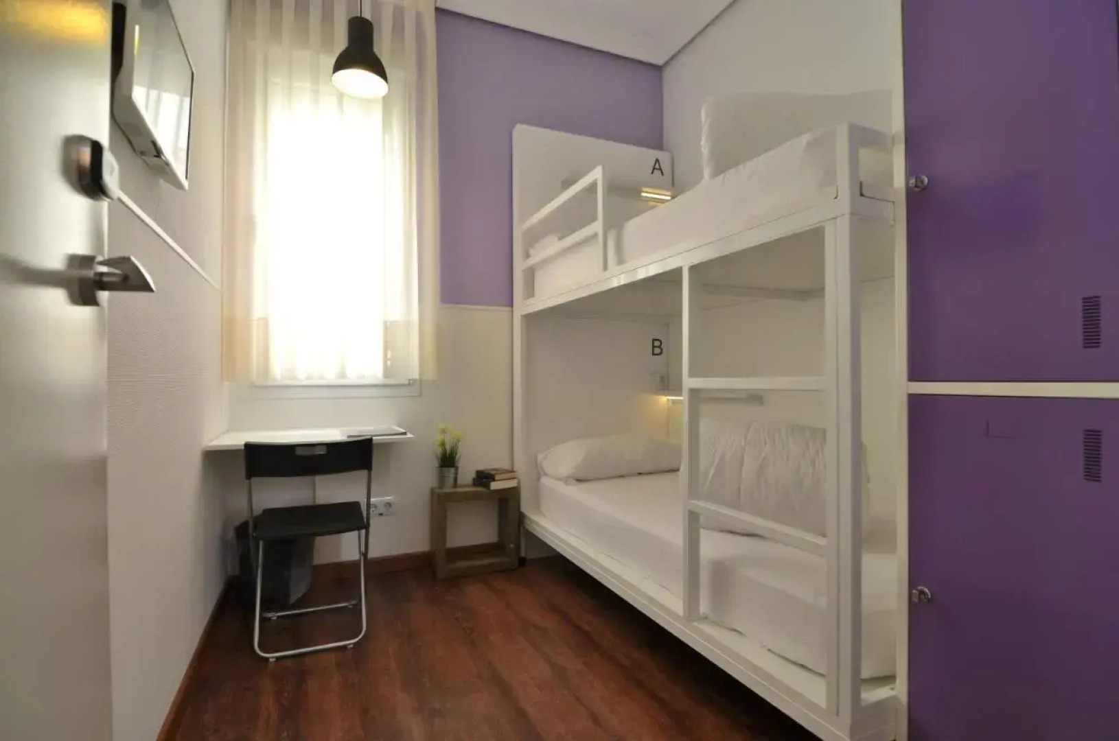 Хостел Far Home Atocha