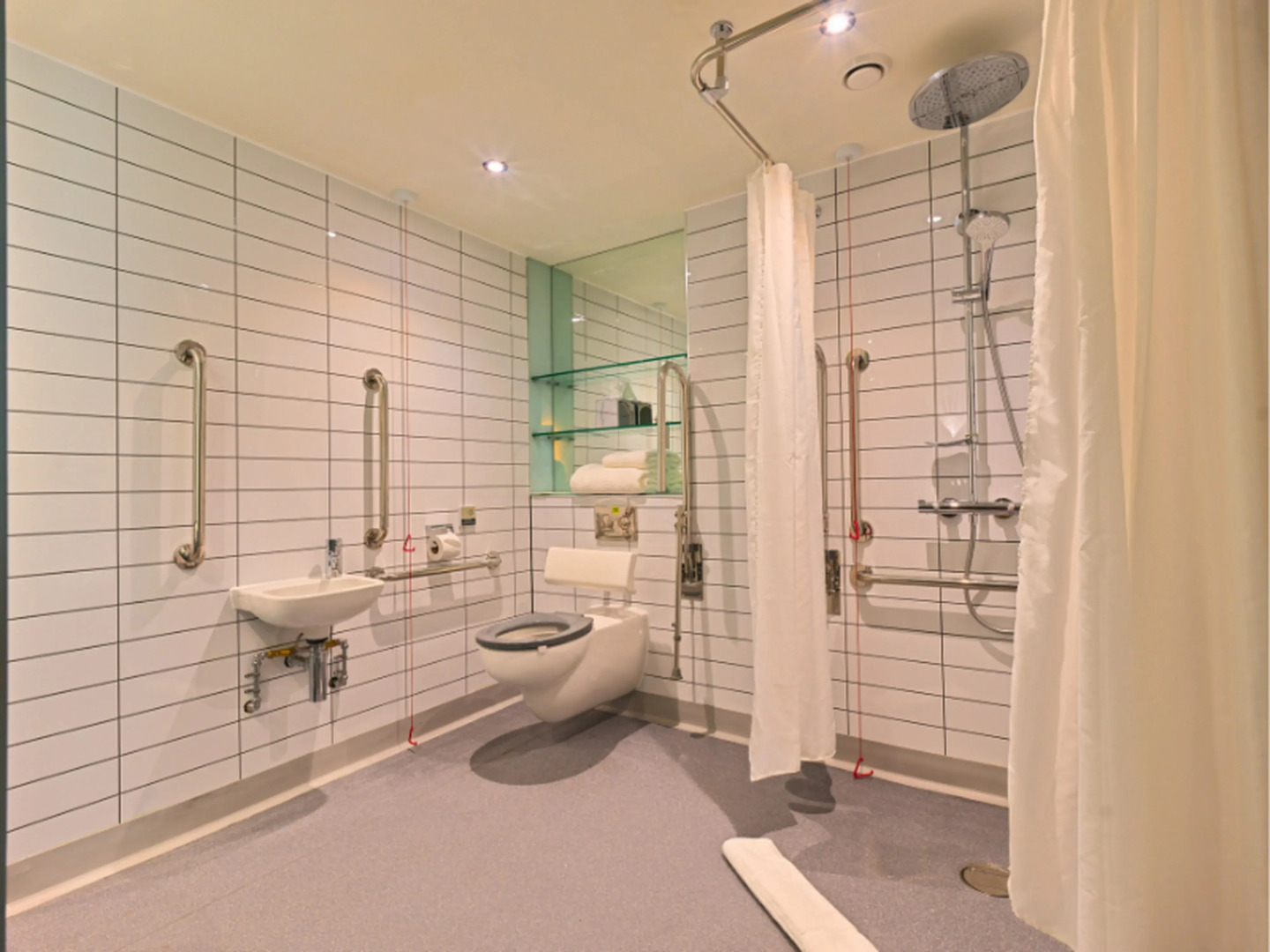 Отель B&B Hotel Warrington