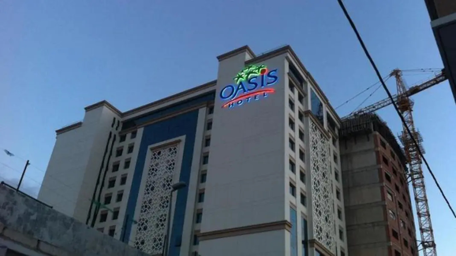 Oasis Hotel